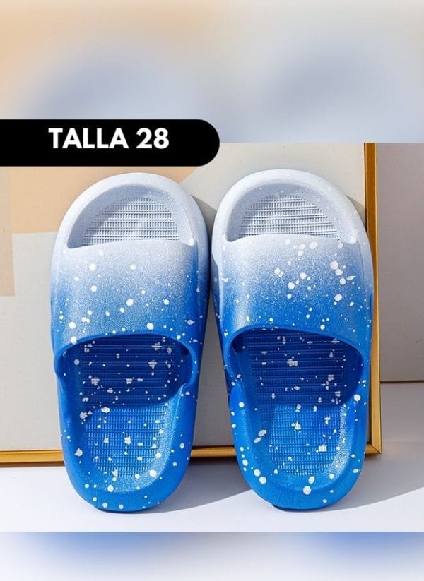SANDALIA MANCHITAS AZUL TALLA 20 - 41 - Imagen 10