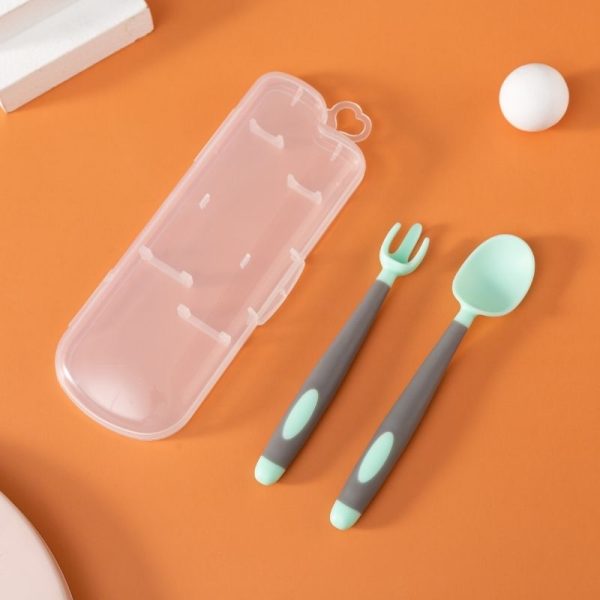 Cuchara Ergonómica Twist para Bebé en Estuche, Material PVC - Imagen 3